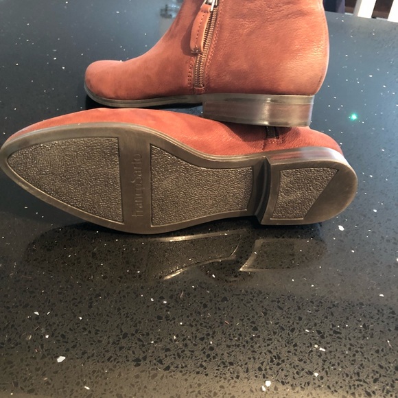 Booties - Picture 4 of 5